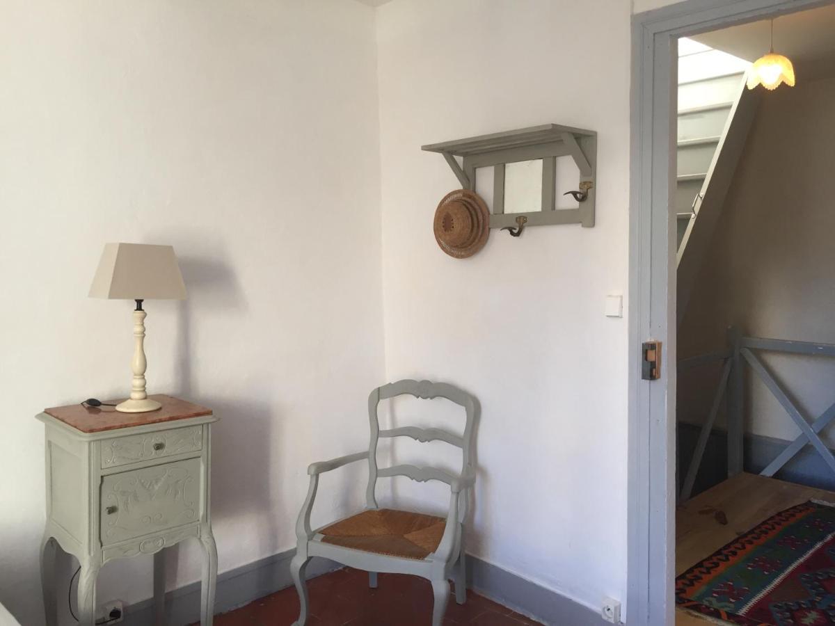 Le Petit Relais Du Canal Trebes Bagian luar foto
